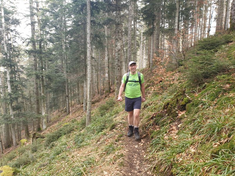 randonnee-aux-gazon-vert-rouge-gazon-lac-puis-col-des-perches_3