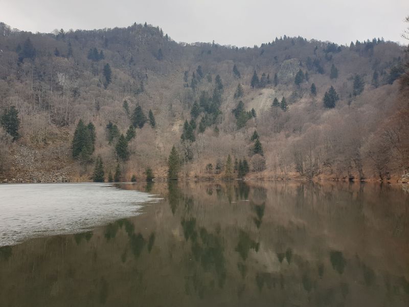 randonnee-aux-gazon-vert-rouge-gazon-lac-puis-col-des-perches_16